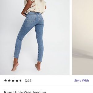Free People frayed hem skinny jeans!